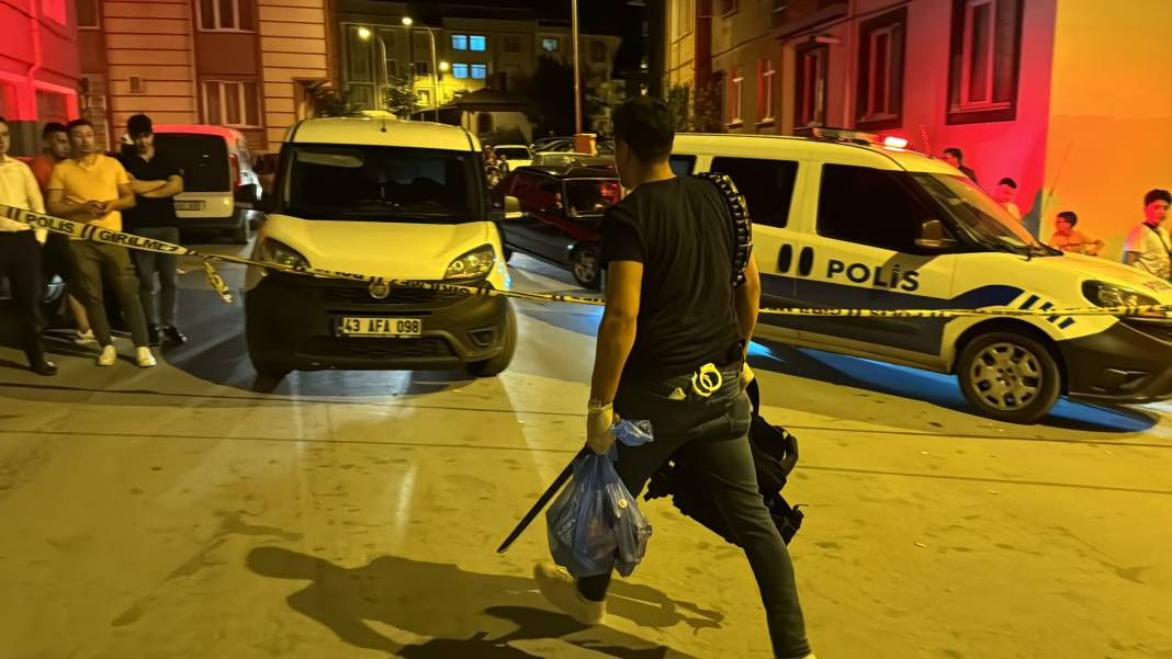 Kütahya'da aile faciası! Annesini ve üvey babasını katletti - Resim: 4